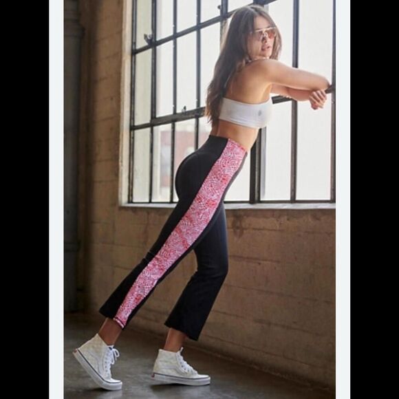 Free People Pants - Free People Checkmate Flare Leggings Pants Small Checkered Black Red Pull On